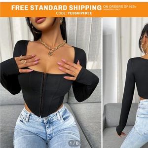 Hook And Eye Asymmetrical Hem Crop Tee - XS/2